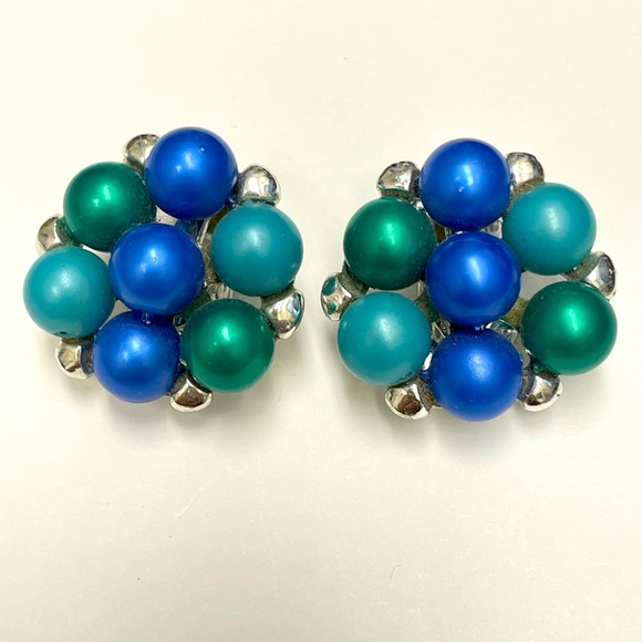 Jewelry - Vintage Earrings